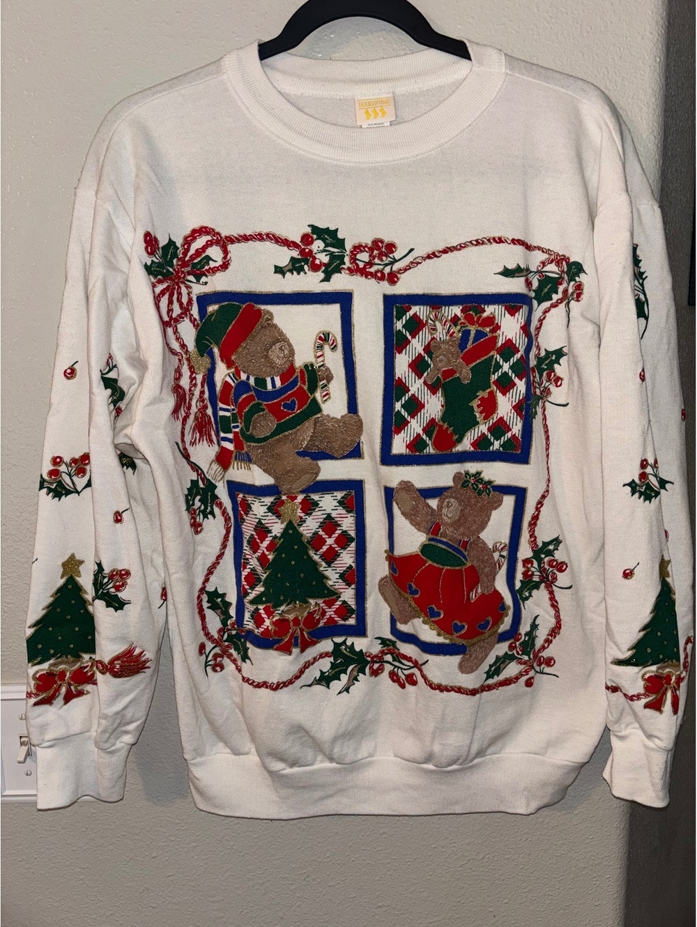 Vintage 90s Holiday Time Christmas Teddy Bear Sweatshirt Med White Made in USA